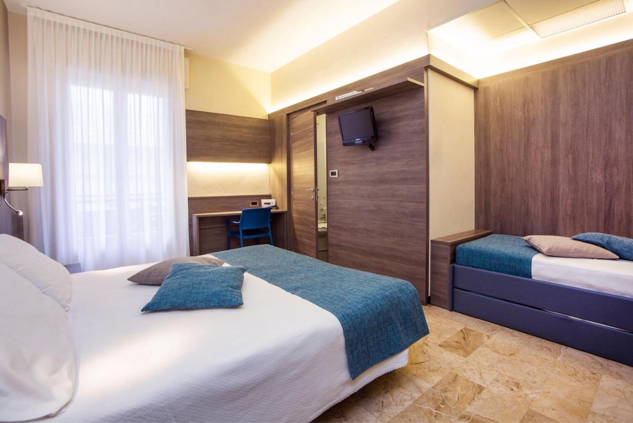 Hotel Mediterranée Spotorno Extérieur photo