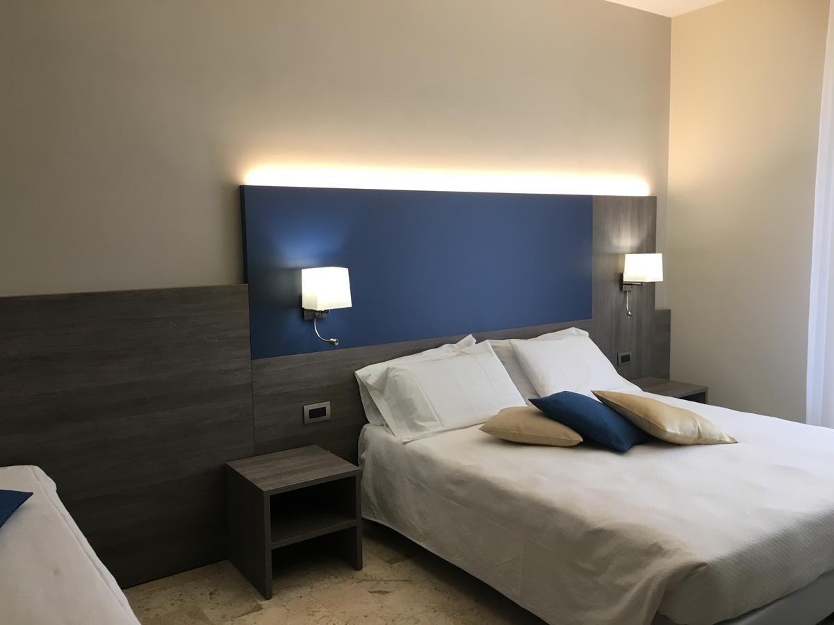 Hotel Mediterranée Spotorno Extérieur photo